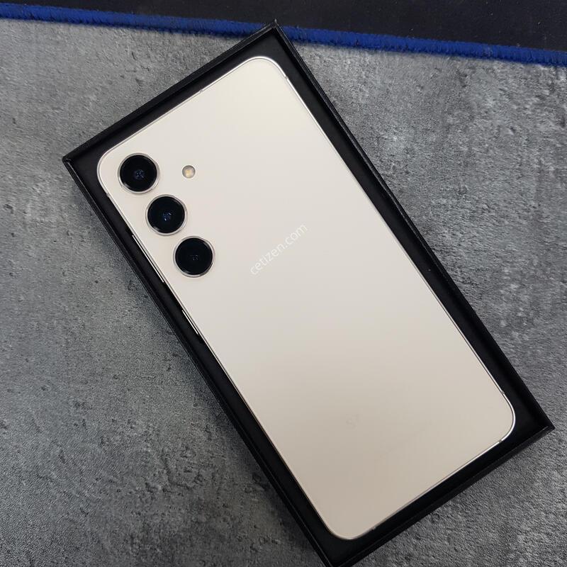 ������s24