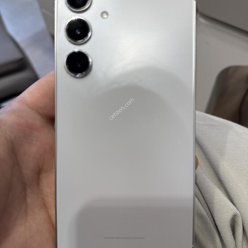 S24+