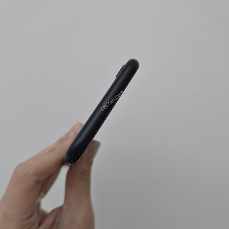 SE2 64G ���͸�80% 37922