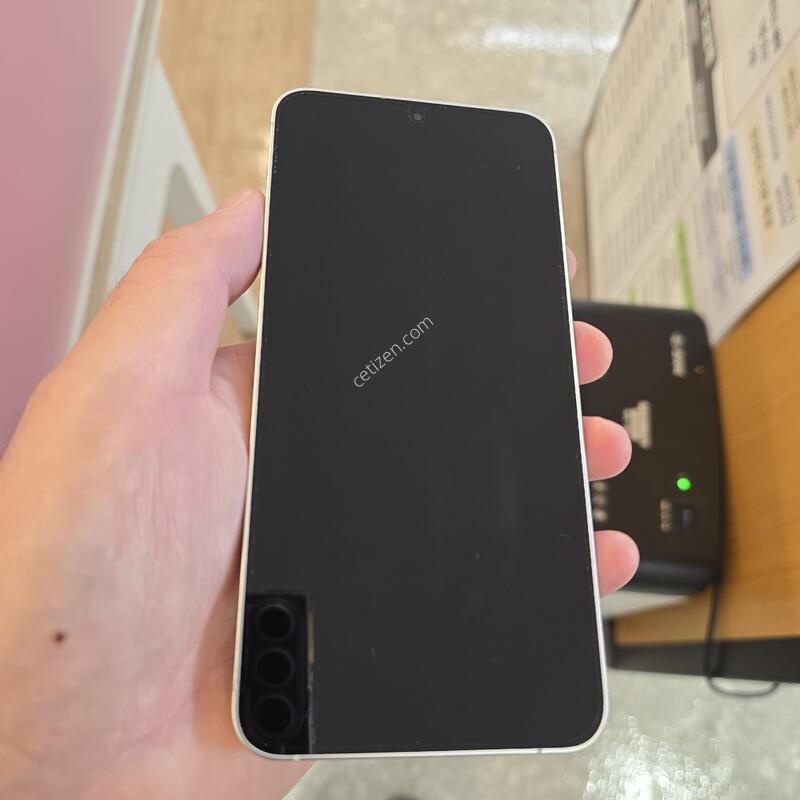 ������ S24�÷���  �׷��� 256�Ⱑ s�� �Ⱦƿ�~