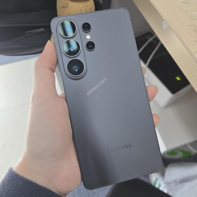 S�� ������ S26��Ʈ�� ���� 512GB ���ܻ� �������⽺