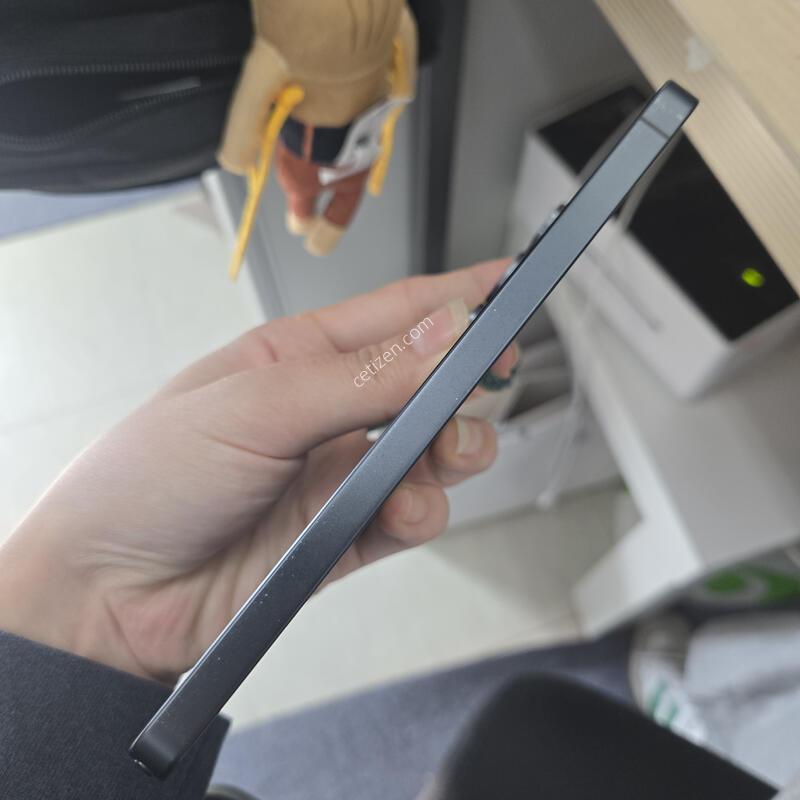 S�� ������ S26��Ʈ�� ���� 512GB ���ܻ� �������⽺