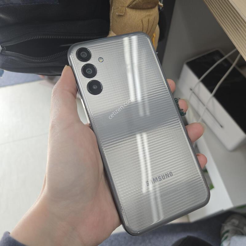 ������ ���̵�7 �׷��� 128GB �ܰ����� �ܻ� ������