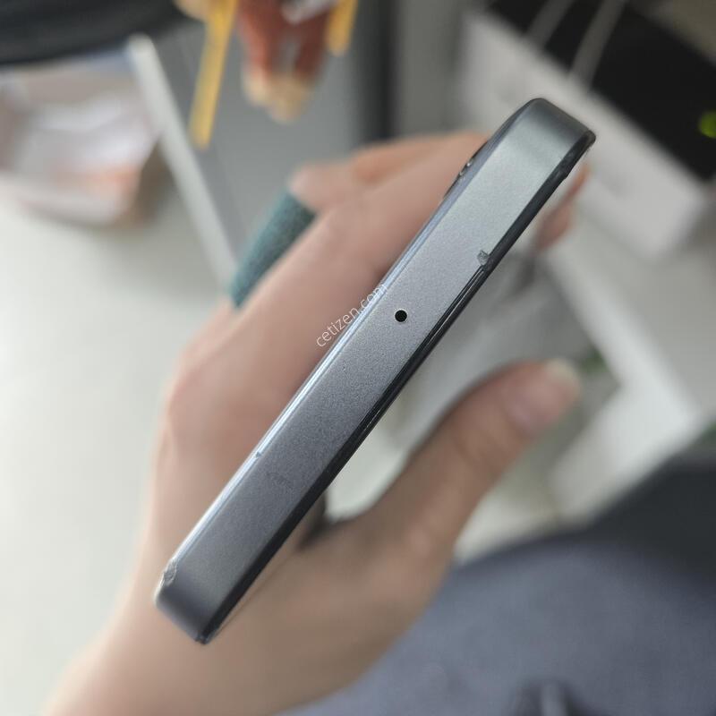������ ���̵�7 �׷��� 128GB ������ �ܻ�