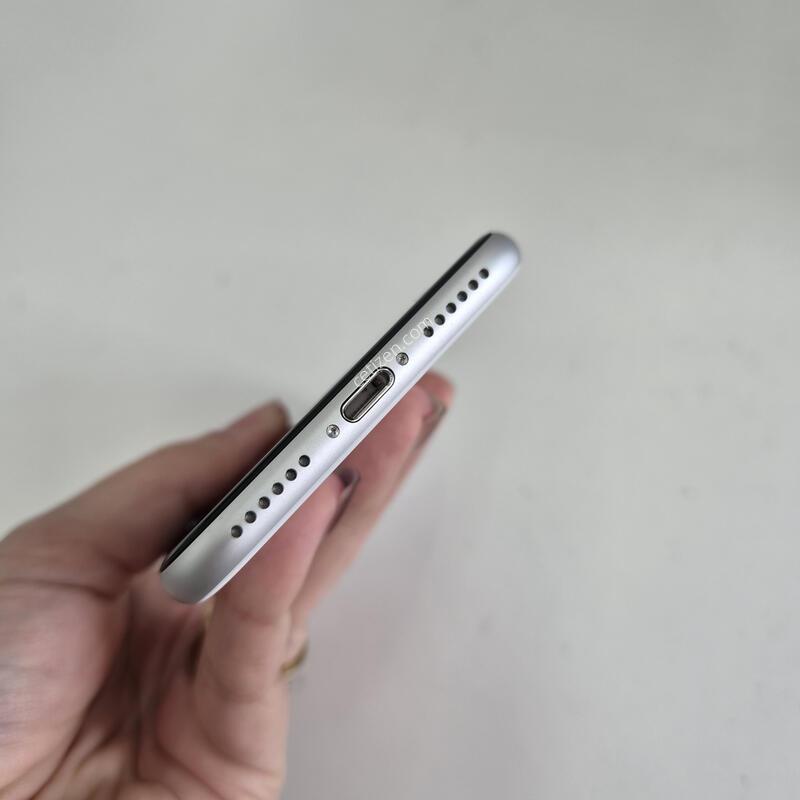 SE2 64G ���͸�80% / 37951