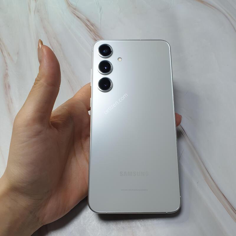 LG ������ S24+ �׷��� 256G A�� �Ǹ��մϴ�