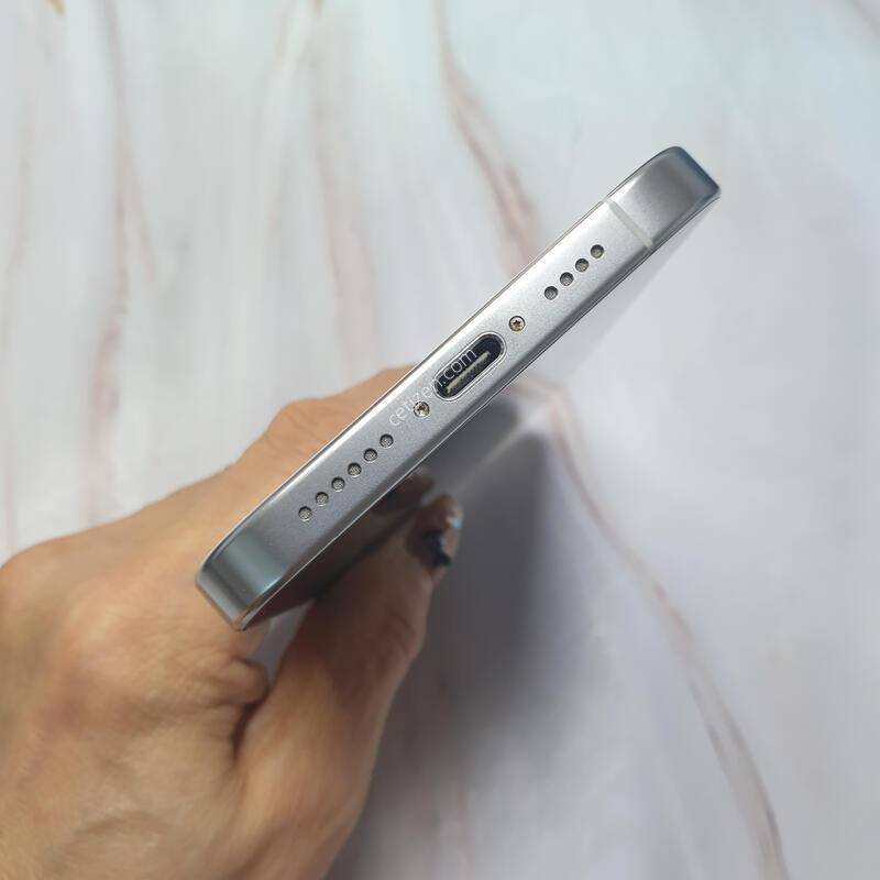 ������ 16���θƽ� ȭ��ƮƼŸ�� 256G S�� �Ǹ��մϴ�