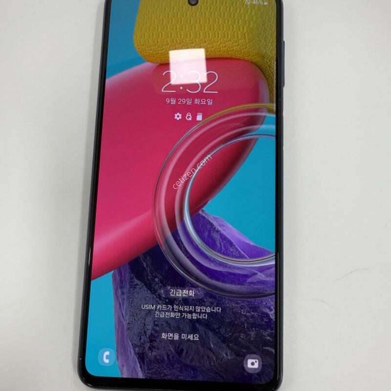 ����������3 5G 128GB ���� �Ǹ��մϴ�.