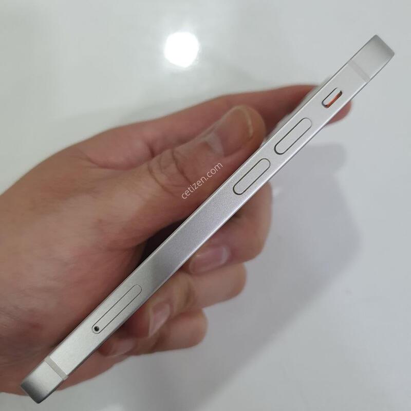 ������12�̴�64G ���ܻ� ������ S�� �߰��� �����