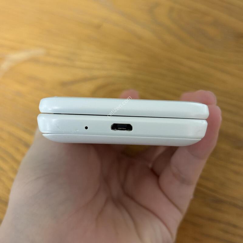 ����������2 2019 32GB ȭ��Ʈ