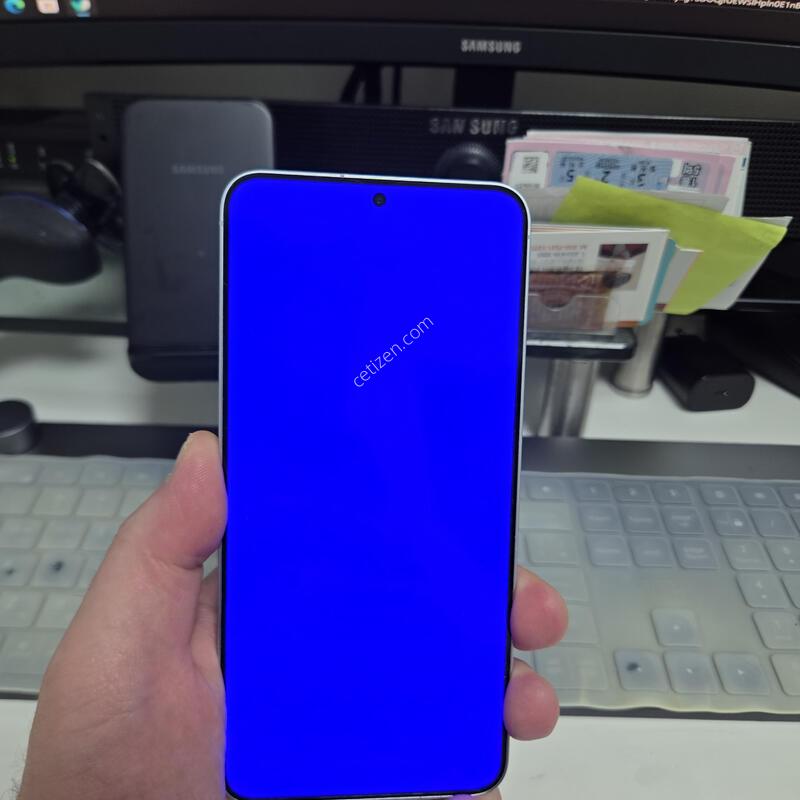 S25 �÷��� 512�Ⱑ ���̽� ���� ���� �ֻ� �˴ϴ�  �ʵ�  �Ǹ� 10.2 ����