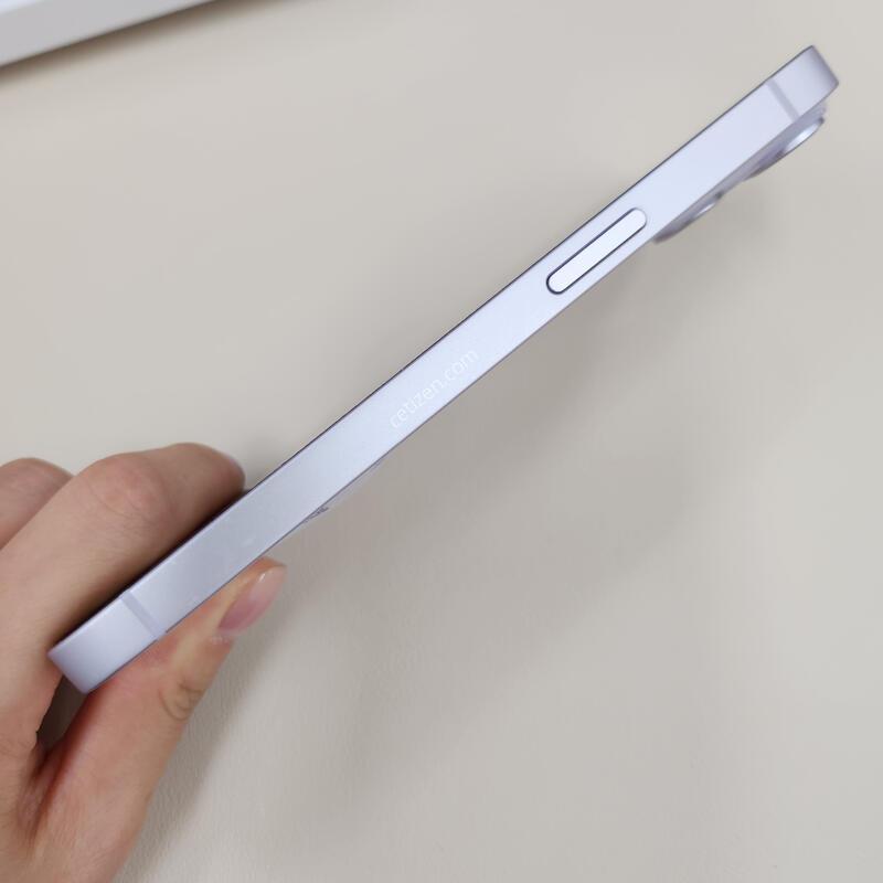 ������14 128 GB