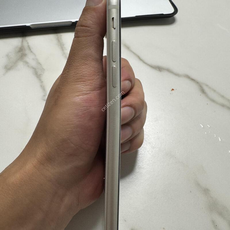 (100%)������SE3 128G ��Ÿ����Ʈ �Ǹ��ؿ�.