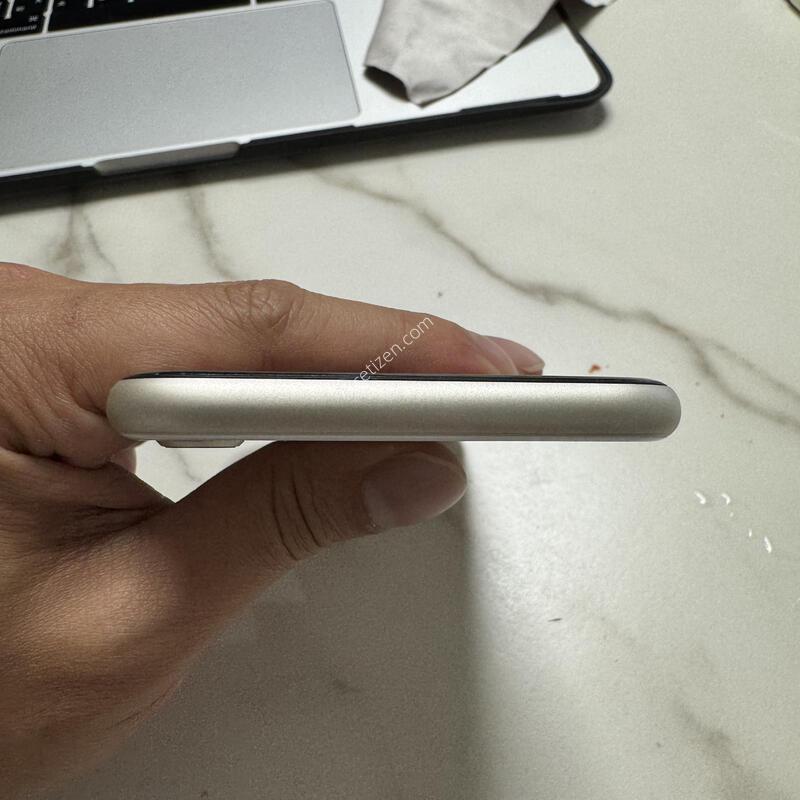 (100%)������SE3 128G ��Ÿ����Ʈ �Ǹ��ؿ�.