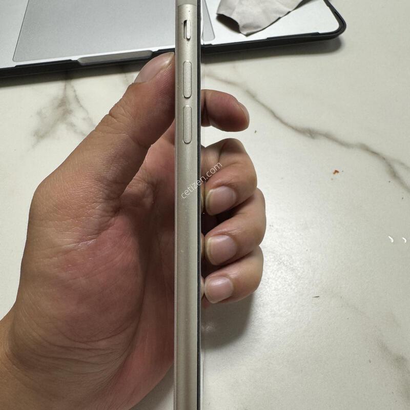(100%)������SE3 128G ��Ÿ����Ʈ �Ǹ��ؿ�.