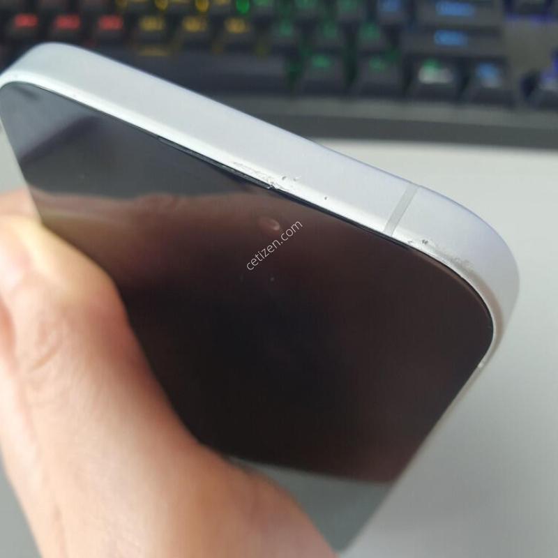 ������16 / 128GB / ȭ��Ʈ / ���͸����� 92%