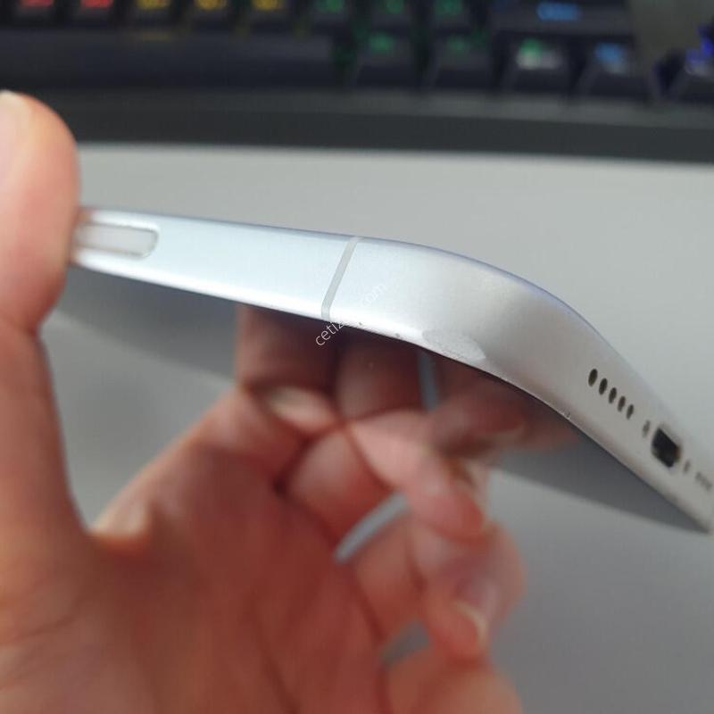 ������16 / 128GB / ȭ��Ʈ / ���͸����� 92%