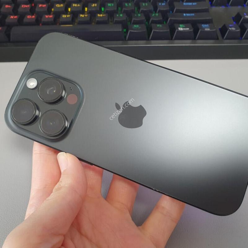 ������16 ���� / 256GB / ���� / ���͸����� 86%