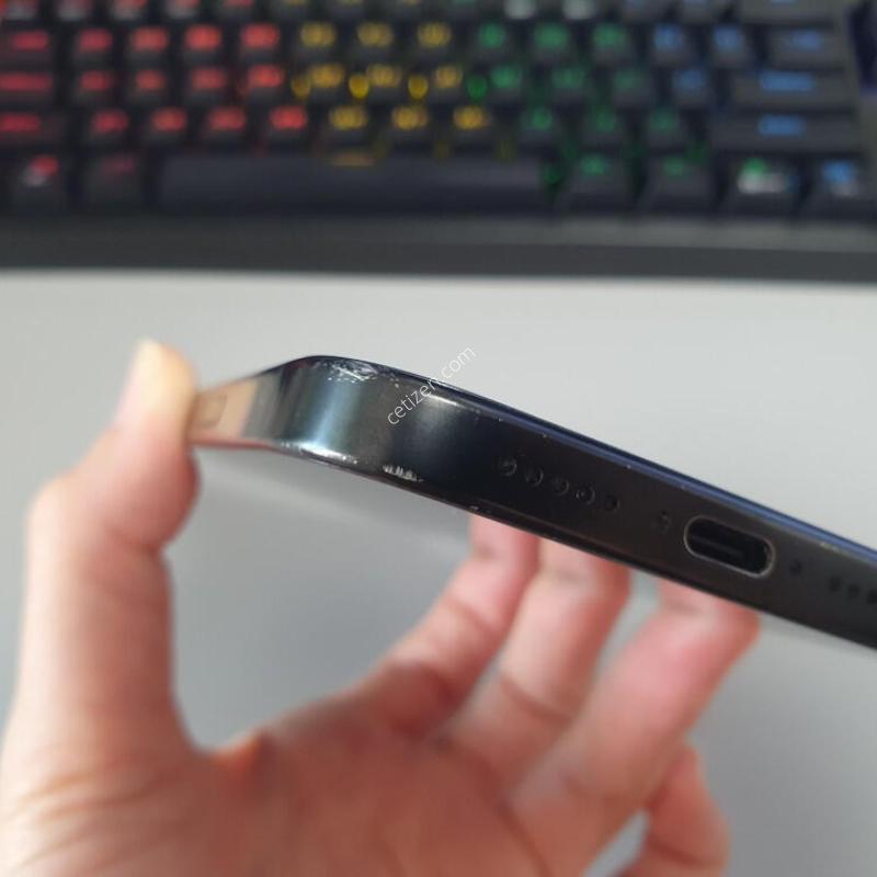 ������16 ���� / 256GB / ���� / ���͸����� 86%