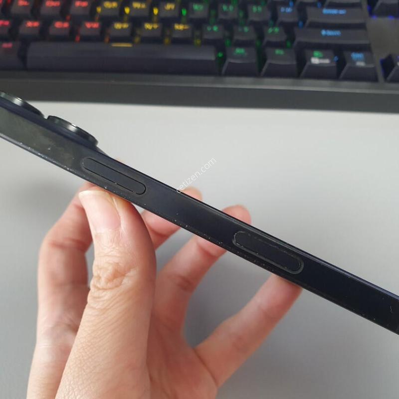 ������16 ���� / 256GB / ���� / ���͸����� 86%