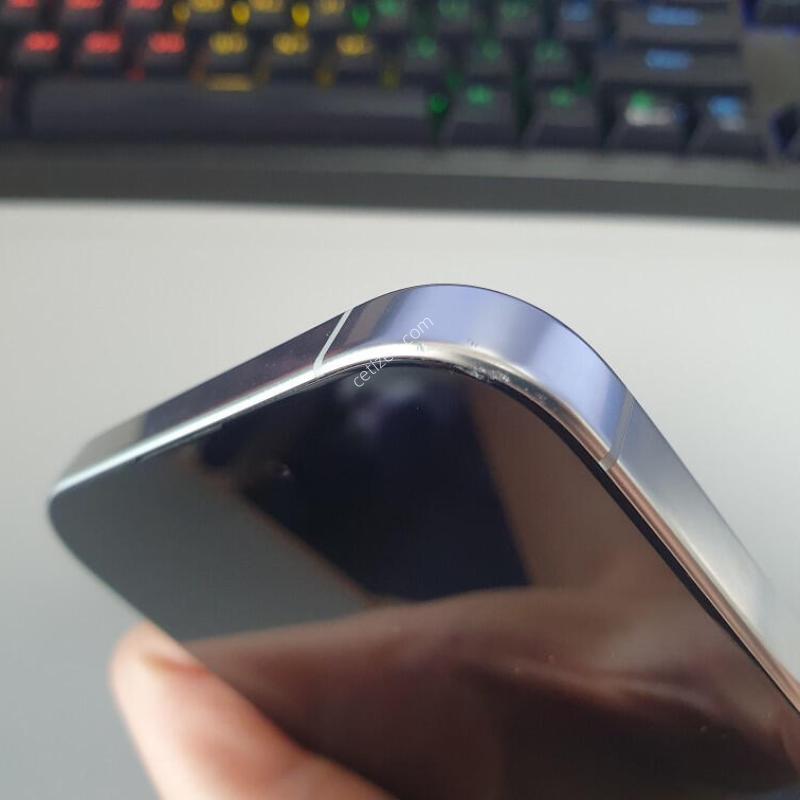 ������16 ���� / 256GB / ȭ��Ʈ / ���͸����� 88%