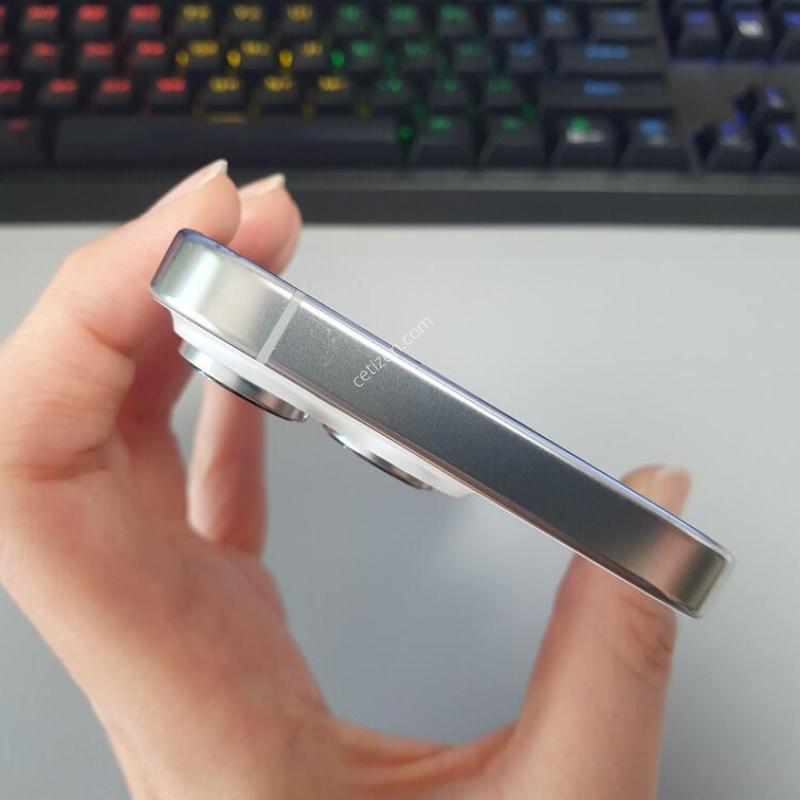 ������16 ���� / 256GB / ȭ��Ʈ / ���͸����� 88%
