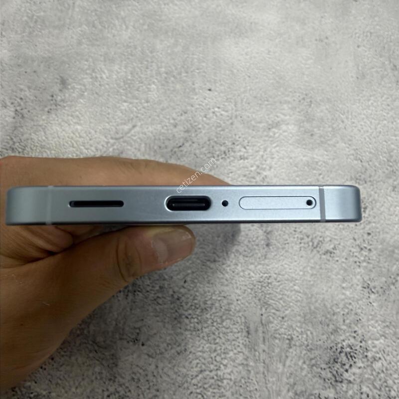 ������S26 ��ī�̺��� 256GB