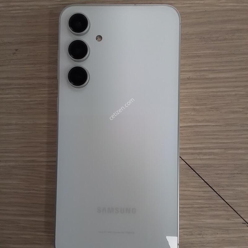 ������s23F3 256�Ⱑ
