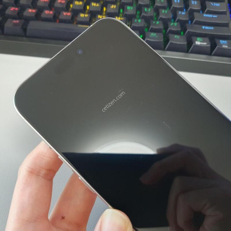 ������15 ���� �ƽ� / 512GB / ȭ��Ʈ / ���͸� �缳 ����