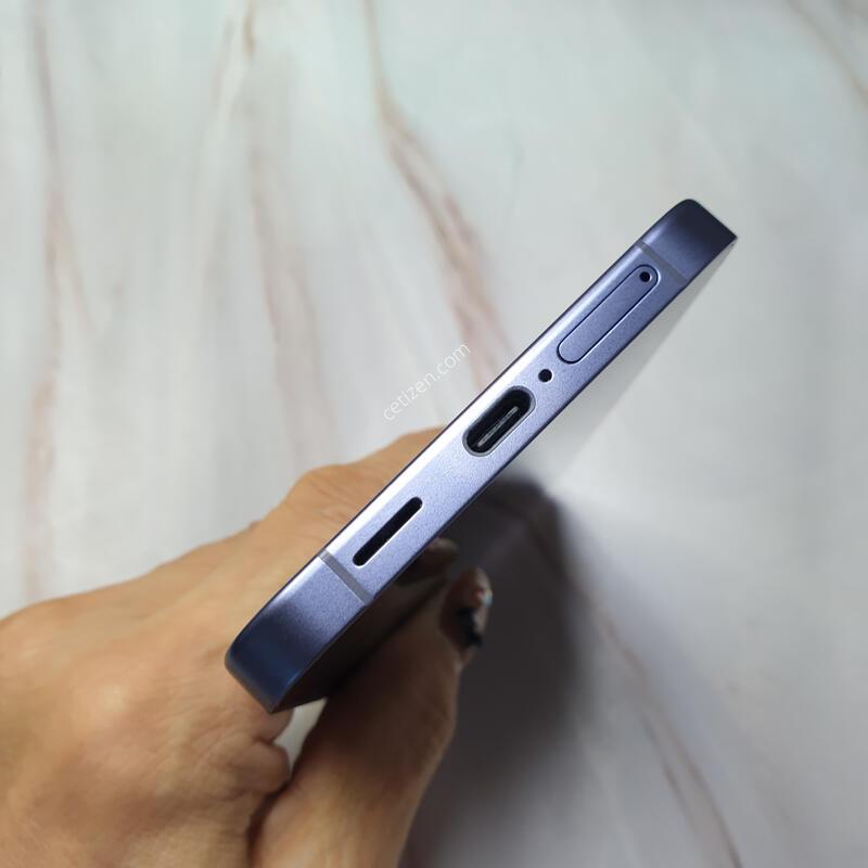 LG ������ S24+ ���̿÷� 256G S�� �Ǹ��մϴ�