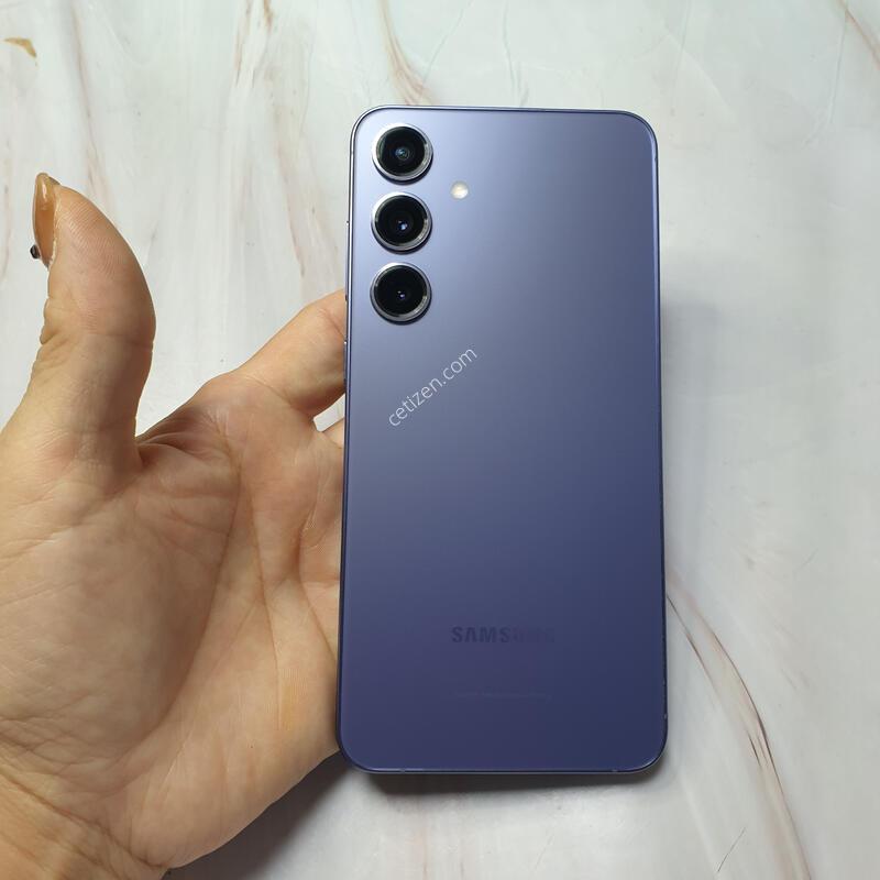 LG ������ S24+ ���̿÷� 256G S�� �Ǹ��մϴ�