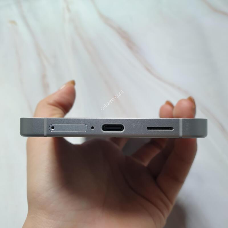 LG ������ S25FE ���� 256G A�� �Ǹ��մϴ�