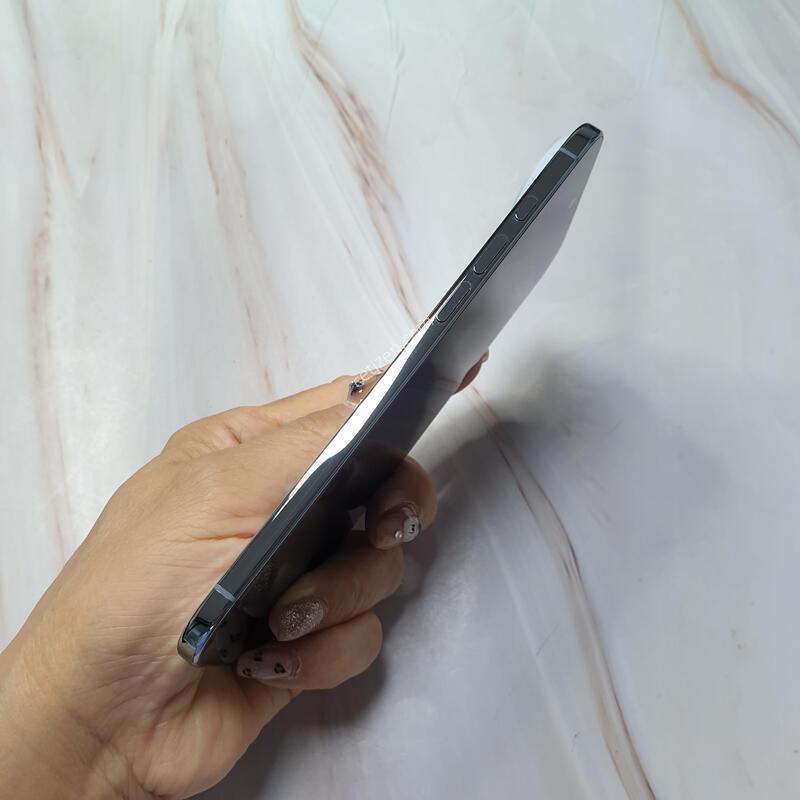������17���� ��ī�̺��� 512G S�� �Ǹ��մϴ�
