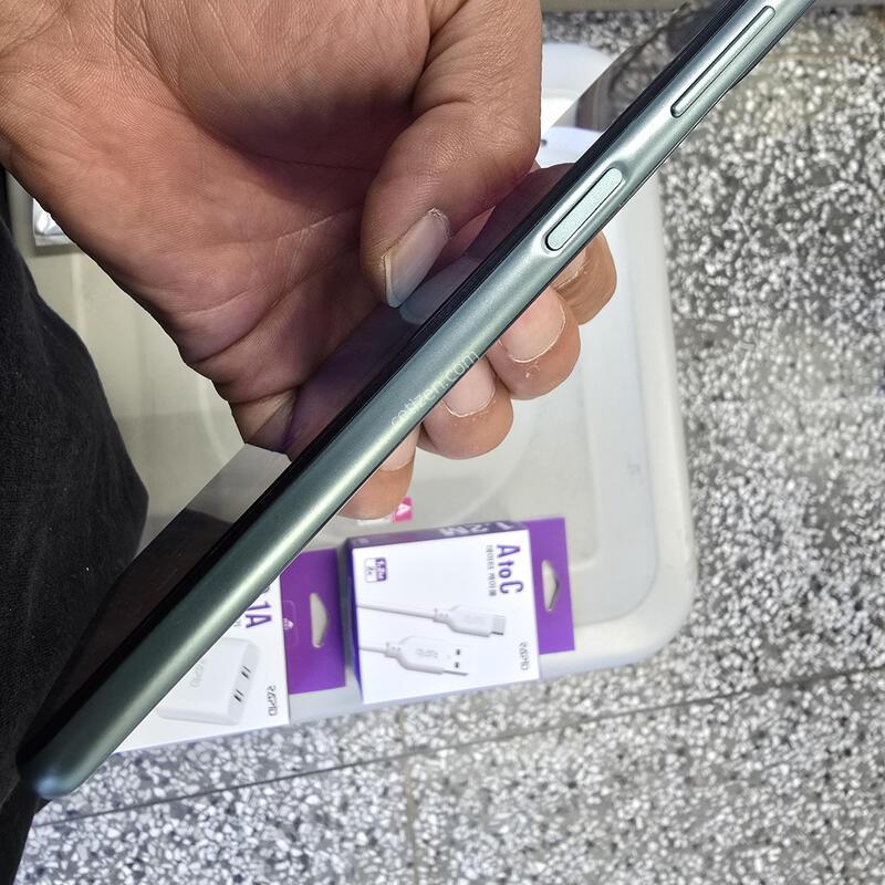 KT ����2 (M336) 128G �׸����� ����� �˴ϴ�