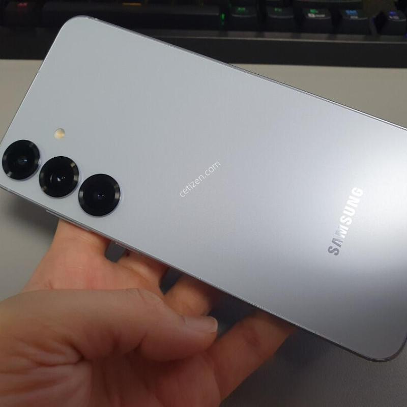 ������ S25 �÷��� / 256GB / ���̽� ����