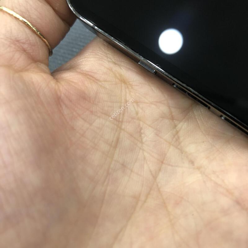������13���� �׷�����Ʈ 256G,�����ϰ� �Ǹ��մϴ�