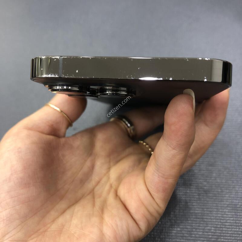 ������13���� �׷�����Ʈ 256G,�����ϰ� �Ǹ��մϴ�