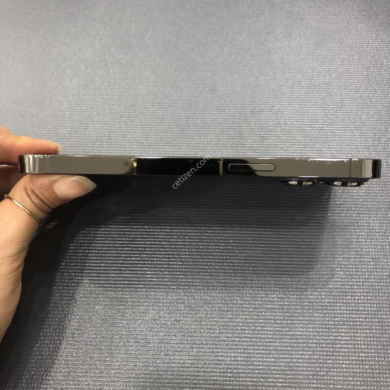 ������13���� �׷�����Ʈ 256G,�����ϰ� �Ǹ��մϴ�