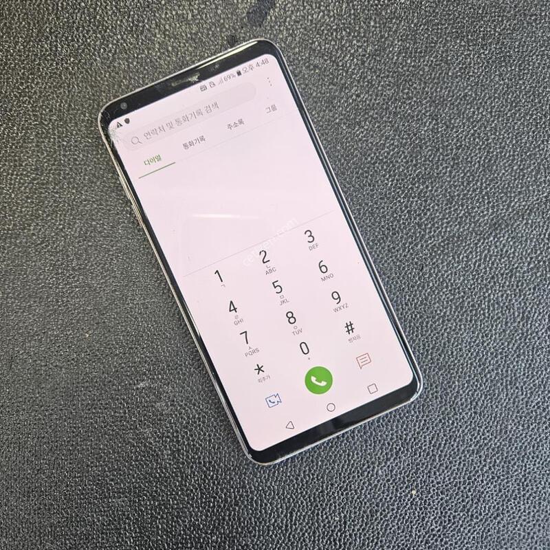 ������ ����V30S �������� �ܸ��� �߰���