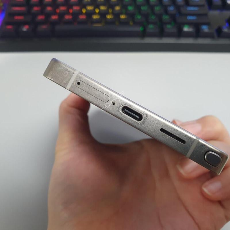 ������ S25 ��Ʈ�� / 256GB / ƼŸ�� �׷���