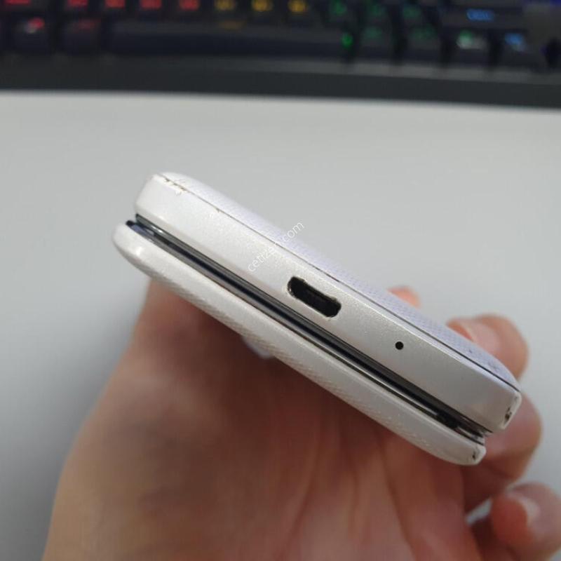 ������ ���� / 8GB / ȭ��Ʈ