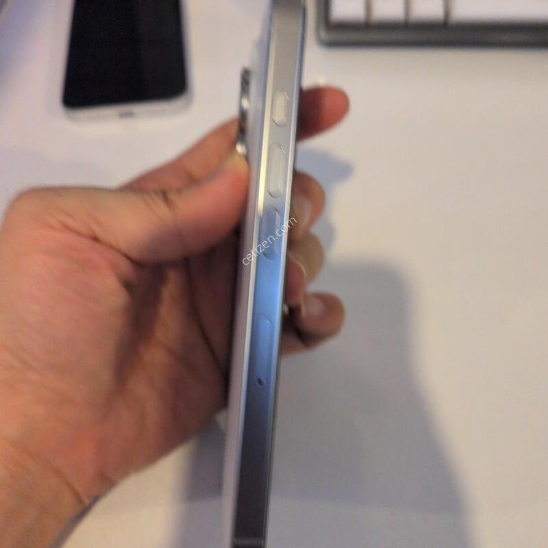 ������ 16 pro ���� �ֻ��
