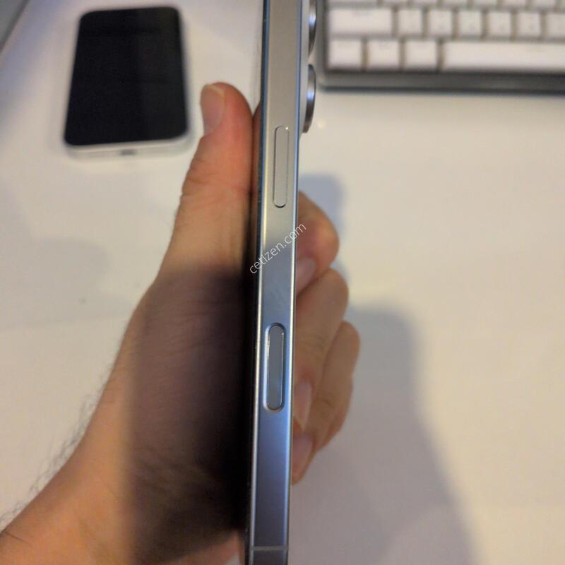 ������ 16 pro ���� �ֻ��
