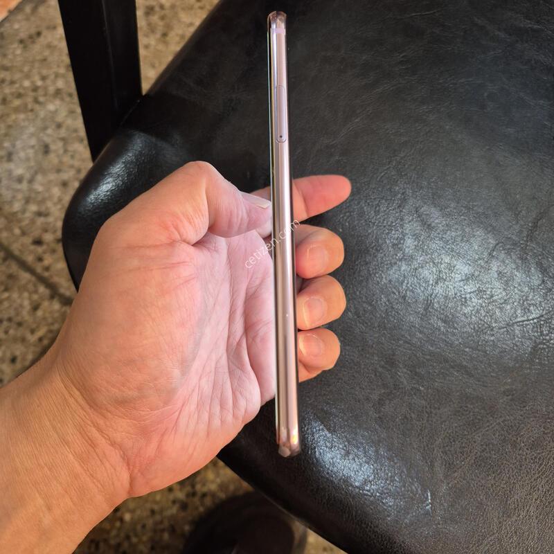 V30