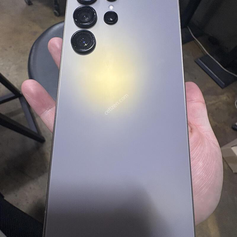 ������ 24��Ʈ�� 512GB