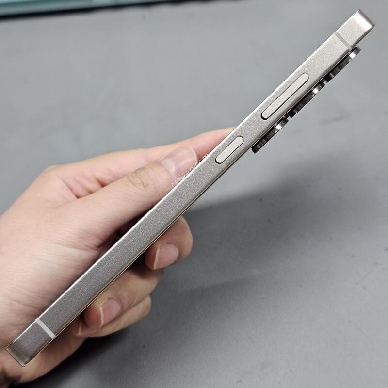 �Ｚ ������ S25��Ʈ�� 512GB ƼŸ���׷��� �ڱ��� ��������, ���ܻ� AAA+�� �߰���~