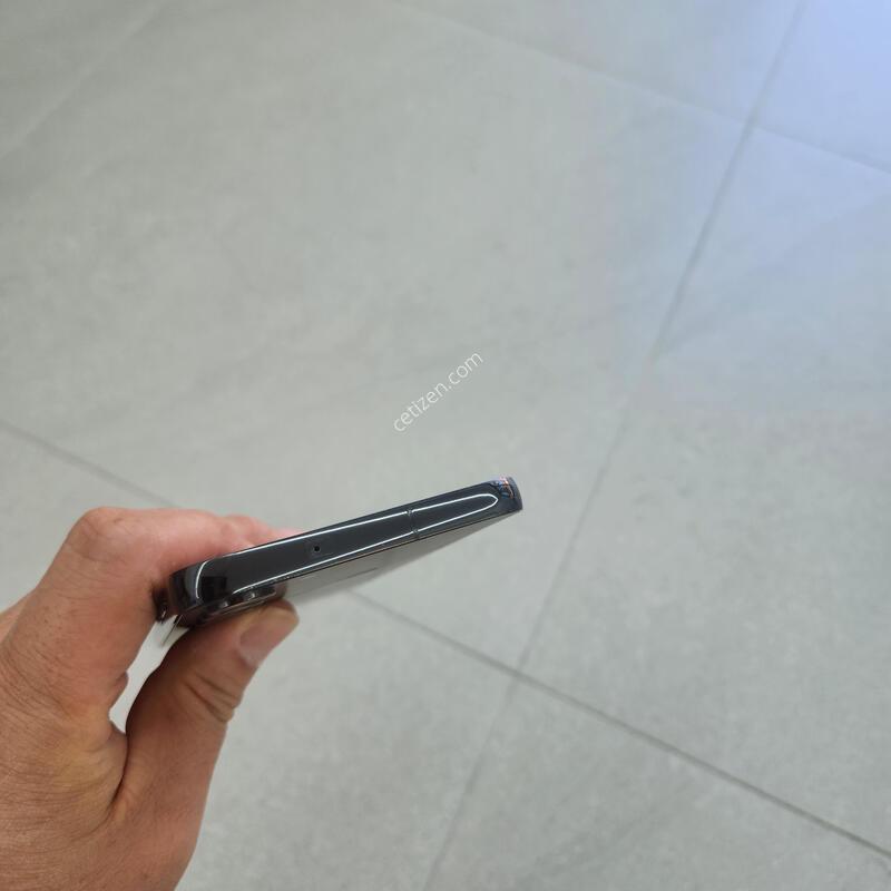 S23�÷��� 256  ������ ���ܻ� A�� �˴ϴ�
