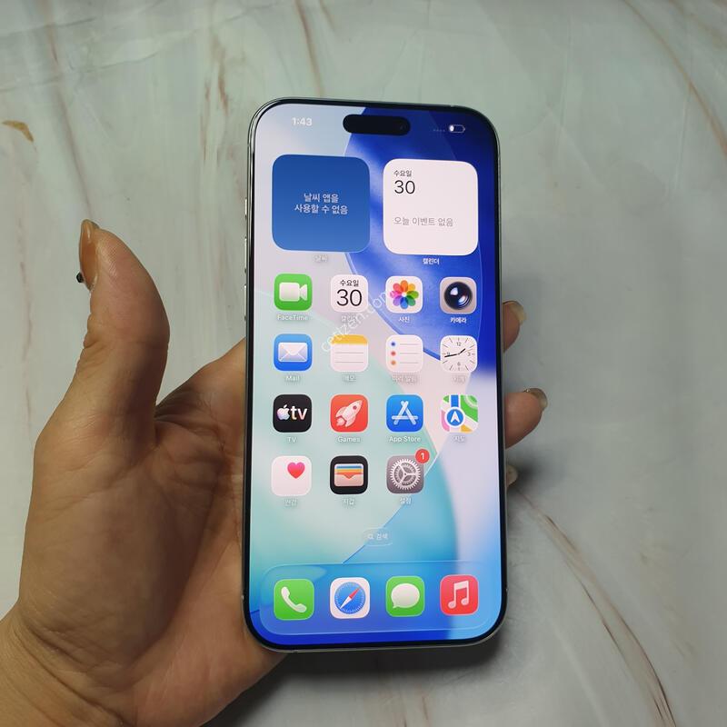 ������ 16���θƽ� ȭ��ƮƼŸ�� 256G S�� �Ǹ��մϴ�