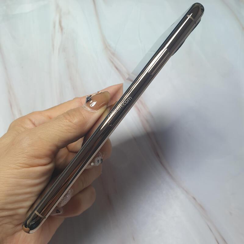 ������11���θƽ� ��� 64G A�� �Ǹ��մϴ�
