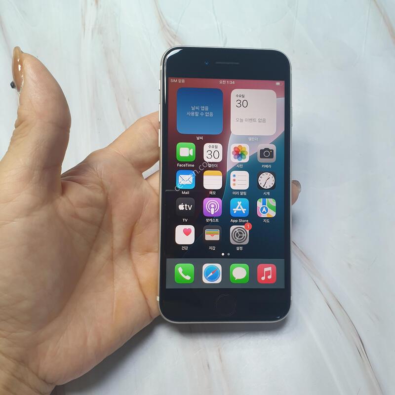 ������ SE3 ȭ��Ʈ 128G S�� �Ǹ��մϴ�